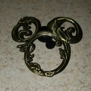 ⭐3 FOR $9, Vine Mickey Ears Disney Trading Pin